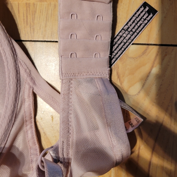 Victoria Secret Bombshell - Picture 2 of 5